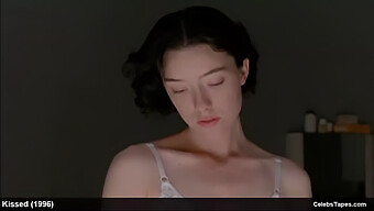 O Corpo Nu E Peludo De Molly Parker Em Uma Cena De Sexo Quente