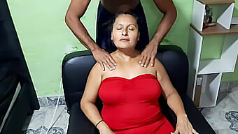 अमेचुर MILF दामाद से कामुक मालिश से उत्तेजित हो जाती है।