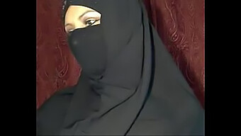 Halleema Al-Beydouns Heiße Muslimische Webcam-Show Auf Www.Xxxcams.5v.Pl/