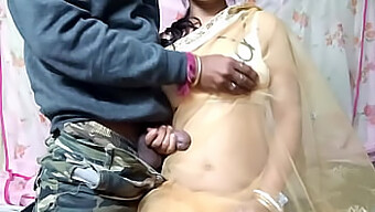 Adolescente India Con Un Gran Culo Es Follada Duro En Video Casero