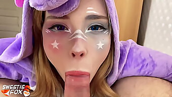 Unicorns et gros culs: une bite remplie de sperme et une baise de bite - Cosplay POV