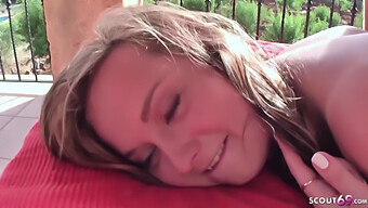 18-Year-Old Teen Gives A Blowjob And Receives Cunnilingus In Mallorca