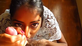 Sexy Indian Babe Gives A Sloppy Blowjob