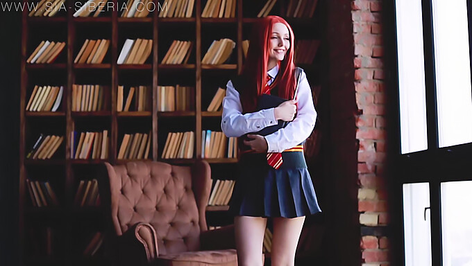 Ginny Weasley viene scopata da Harry Potter in questo video selvaggio..