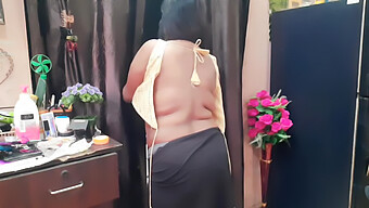 Curvaceous Indian Housewife Reveals Her Assets In Part 25