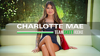 Pendatang Baru Charlotte Mae Membuat Debutnya Dengan Facial Yang Intens