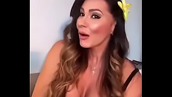 Esperanza Gomez, A Colombian Porn Star, Decides To Retire From The Industry